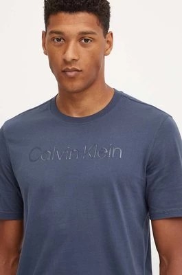 Zdjęcie produktu Calvin Klein Performance t-shirt męski kolor granatowy z aplikacją 00GMF4K110