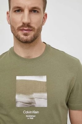 Zdjęcie produktu Calvin Klein t-shirt bawełniany męski kolor zielony z nadrukiem