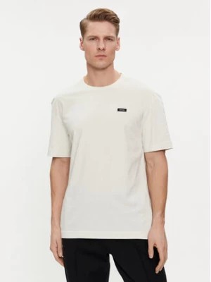 Zdjęcie produktu Calvin Klein T-Shirt K10K112749 Beżowy Comfort Fit
