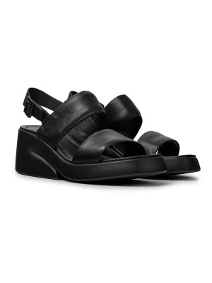 Zdjęcie produktu Camper Skórzane sandały w kolorze czarnym na koturnie rozmiar: 39