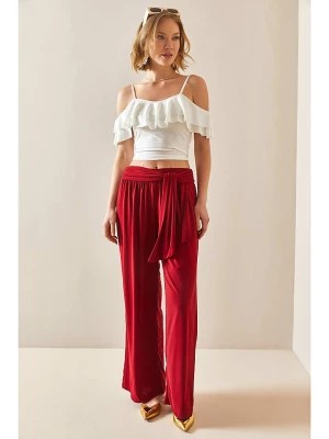 Zdjęcie produktu Chezalou Spodnie w kolorze czerwonym rozmiar: S
