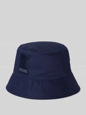 Zdjęcie produktu Czapka typu bucket hat z naszywką z logo Armani Exchange