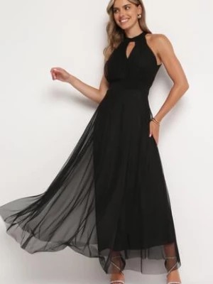 Zdjęcie produktu Czarna Wieczorowa Sukienka ze Stójką Wiązana w Talii Ozdobiona Siateczką Nestasoni