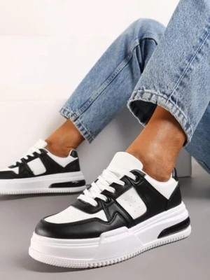 Zdjęcie produktu Czarno-Białe Sportowe Sneakersy na Grubej Podeszwie z Wiązaniem Mintellia