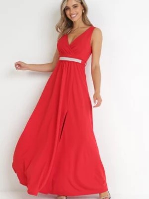 Zdjęcie produktu Czerwona Sukienka Rozkloszowana Maxi z Paskiem w Cyrkonie i Wycięciem Neorise