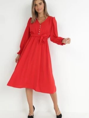 Zdjęcie produktu Czerwona Sukienka z Bufiastym Rękawem i Guzikami przy Dekolcie Mozelle