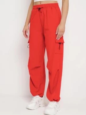 Zdjęcie produktu Czerwone Spodnie z Gumką w Pasie z Kieszeniami Typu Cargo i Nogawkami ze Ściągaczami Fiorenella