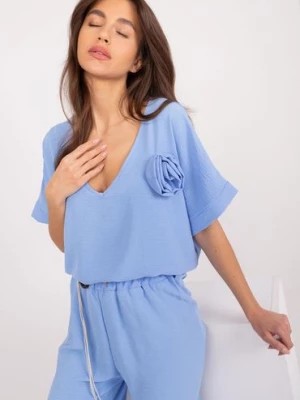 Zdjęcie produktu Damska Bluzka Oversize Z Kwiatem jasno niebieska Italy Moda