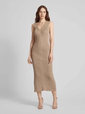 Zdjęcie produktu Długa sukienka z fakturowanym wzorem model ‘MARIE’ Guess