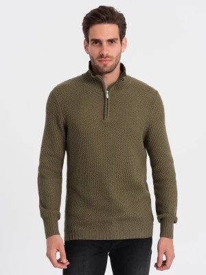 Zdjęcie produktu Dzianinowy sweter męski z rozpinaną stójką - oliwkowy V6 OM-SWZS-0105
 -                                    L