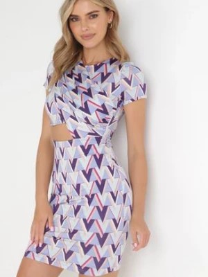 Zdjęcie produktu Fioletowa Dopasowana Sukienka w Geometryczny Wzór Aleyska
