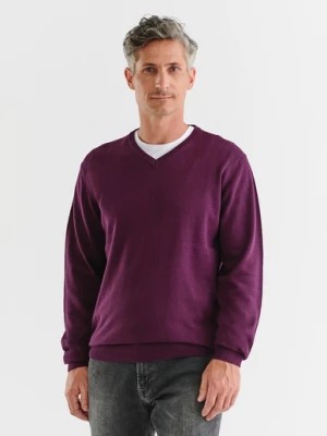 Zdjęcie produktu Fioletowy gładki sweter męski z dekoltem w serek Pako Lorente