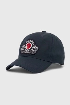 Zdjęcie produktu Fjallraven czapka z daszkiem Fjallraven Classic Badge Cap F86979 555 kolor granatowy z aplikacją F86979.555-555