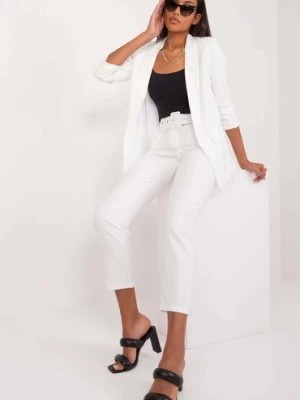 Zdjęcie produktu Garniturowe spodnie OCH BELLA białe z paskiem