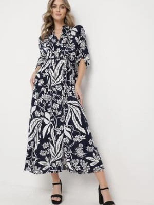 Zdjęcie produktu Granatowo-Biała Koszulowa Sukienka z Roślinnym Wzorem z Wiązanym Paskiem Rosallen