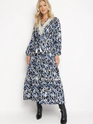 Zdjęcie produktu Granatowo-Niebieska Sukienka Maxi z Gumką w Pasie i Falbankami oraz Ażurową Tasiemką Juliene