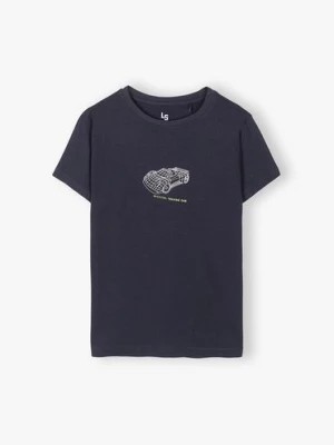 Zdjęcie produktu Granatowy t-shirt dla chłopca bawełniany z nadrukiem Lincoln & Sharks by 5.10.15.