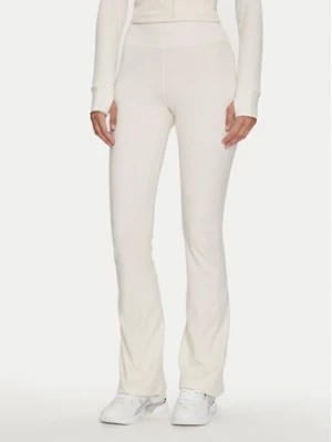 Zdjęcie produktu Guess Spodnie materiałowe Marika V4YB15 KCD02 Beżowy Regular Fit