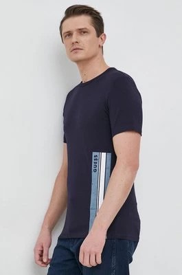 Zdjęcie produktu Guess t-shirt męski kolor granatowy z nadrukiem