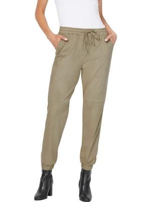 Zdjęcie produktu Heine Spodnie dresowe w kolorze khaki rozmiar: 42