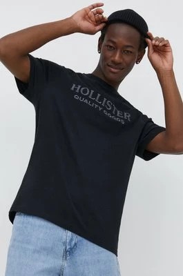 Zdjęcie produktu Hollister Co. t-shirt bawełniany męski kolor czarny z aplikacją