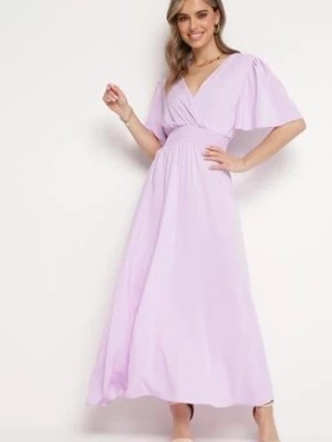 Zdjęcie produktu Jasnofioletowa Sukienka z Rozkloszowanymi Rękawami Gumką w Pasie i Wiązaniem na Plecach Larielle