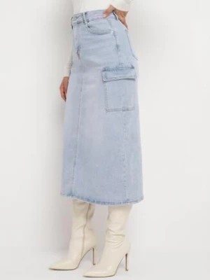 Zdjęcie produktu Jasnoniebieska Jeansowa Spódnica Midi z Szerokimi Kieszeniami Varsha