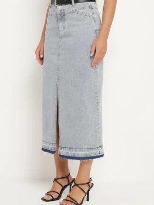 Zdjęcie produktu Jasnoniebieska Spódnica Jeansowa Midi z Paskiem z Imitacji Skóry Kiarmi