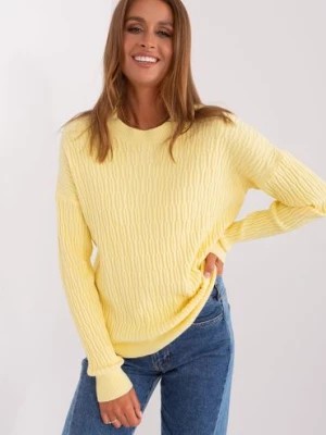 Zdjęcie produktu Jasnożółty damski sweter klasyczny we wzory