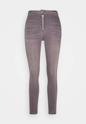 Zdjęcie produktu Jeansy Skinny Fit Missguided Petite