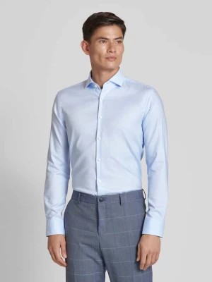 Zdjęcie produktu Koszula biznesowa o kroju slim fit z kołnierzykiem typu kent model ‘Hank’ Boss