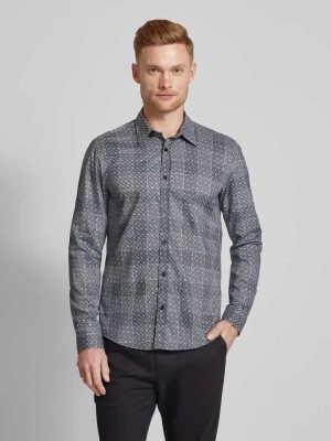 Zdjęcie produktu Koszula biznesowa o kroju regular fit z kołnierzykiem typu kent model ‘Liam’ Boss