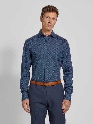 Zdjęcie produktu Koszula biznesowa o kroju slim fit model ‘Global’ OLYMP Level Five