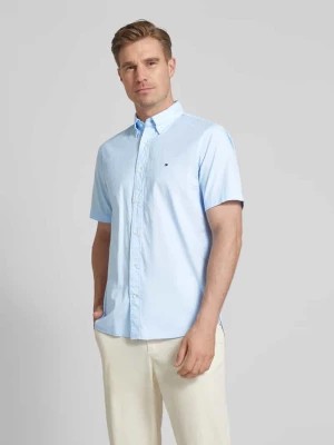Zdjęcie produktu Koszula casualowa o kroju regular fit z kołnierzykiem typu button down Tommy Hilfiger