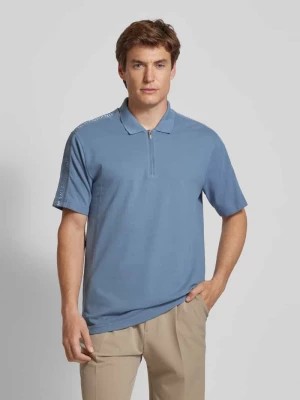 Zdjęcie produktu Koszulka polo o kroju regular fit z wyhaftowanymi logo Armani Exchange