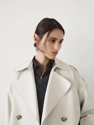 Zdjęcie produktu Krótki, Bawełniany Płaszcz Trencz Z Klapami Ze 100% Bawełny - Surowy - - Massimo Dutti - Kobieta