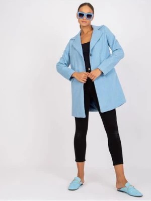Zdjęcie produktu Krótki elegancki płaszcz damski - niebieski RUE PARIS