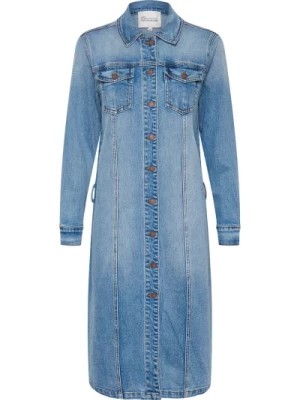Zdjęcie produktu Lekka, luźno dopasowana sukienka w stylu koszuli w jasnoniebieskim retro wash z długimi rękawami i kieszeniami na piersi My Essential Wardrobe
