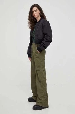 Zdjęcie produktu Levi's spodnie bawełniane BAGGY CARGO kolor zielony proste medium waist