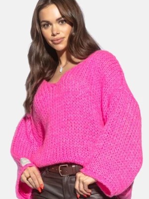 Zdjęcie produktu Luźny sweter z dekoltem w serek - różowy - Fobya