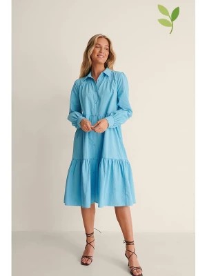 Zdjęcie produktu NA-KD Sukienka w kolorze błękitnym rozmiar: 36