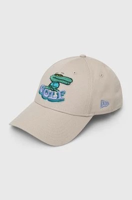 Zdjęcie produktu New Era czapka z daszkiem bawełniana kolor beżowy z aplikacją