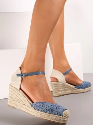 Zdjęcie produktu Niebieskie Koronkowe Sandały na Koturnie z Plecionki Welina