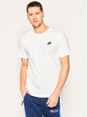 Zdjęcie produktu Nike T-Shirt Sportswear Club AR4997 Biały Standard Fit