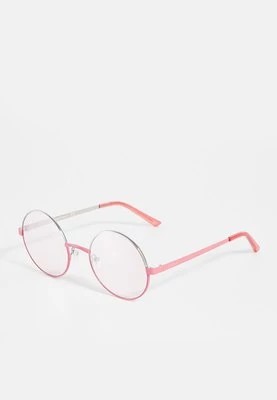 Zdjęcie produktu Okulary przeciwsłoneczne Guess