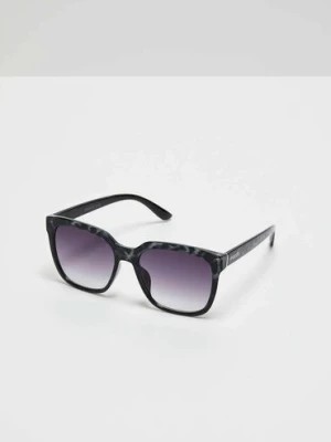 Zdjęcie produktu Okulary przeciwsłoneczne o kwadratowym kształcie czarne Moodo