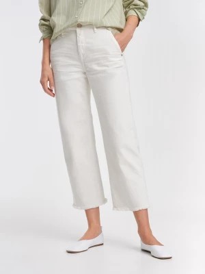 Zdjęcie produktu OPUS Spodnie "Marny" w kolorze białym rozmiar: 40/L26