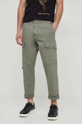Zdjęcie produktu Pepe Jeans spodnie męskie kolor zielony w fasonie cargo
