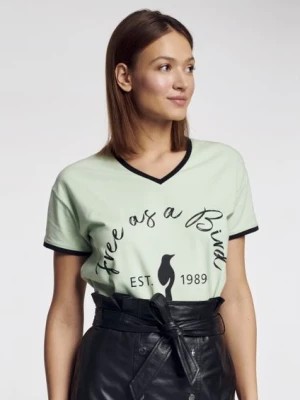 Zdjęcie produktu Pistacjowy T-shirt z dekoltem V damski OCHNIK