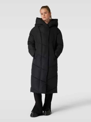 Zdjęcie produktu Płaszcz pikowany z kapturem model ‘NEW TALLY’ Noisy May